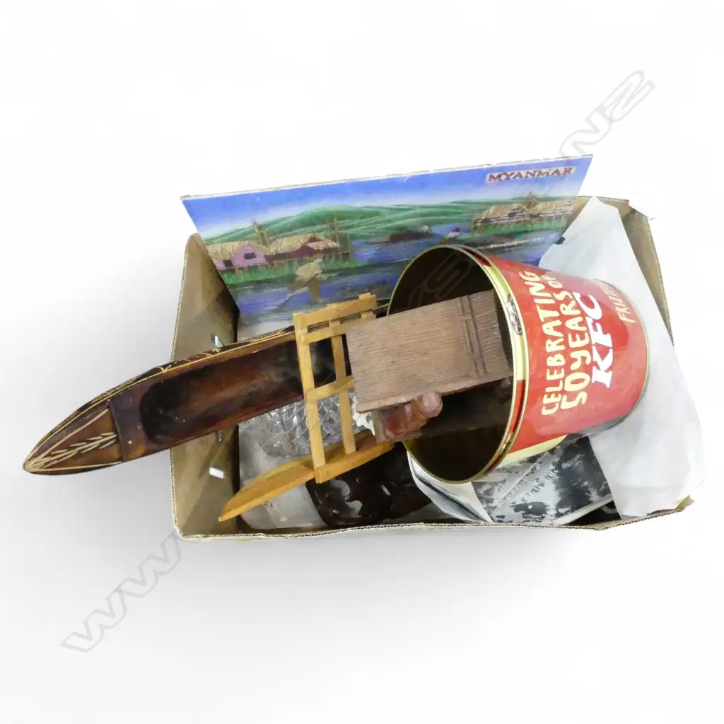 ASST. ITEMS; 2 DICK FRIZZELL KFC BUCKETS, MARAE CLOCK FRAME ETC  Image 1++