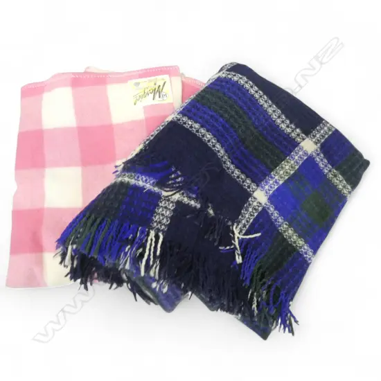 MOSGIEL PINK WOOL BLANKET + 'PARIS' EMBROIDERED BLANKET