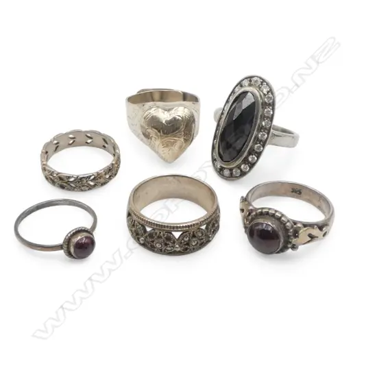 6 925 SILVER RINGS INCL. HEART 'POISON' RING