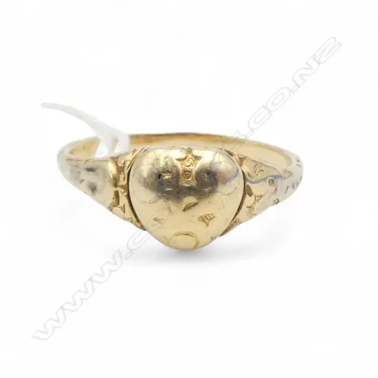 ANTIQUE 9ct GOLD HEART RING/LOCKET 1.8gms SIZE N