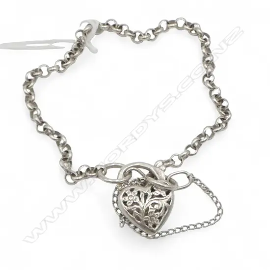 SILVER HEART BRACELET, 6.56gm