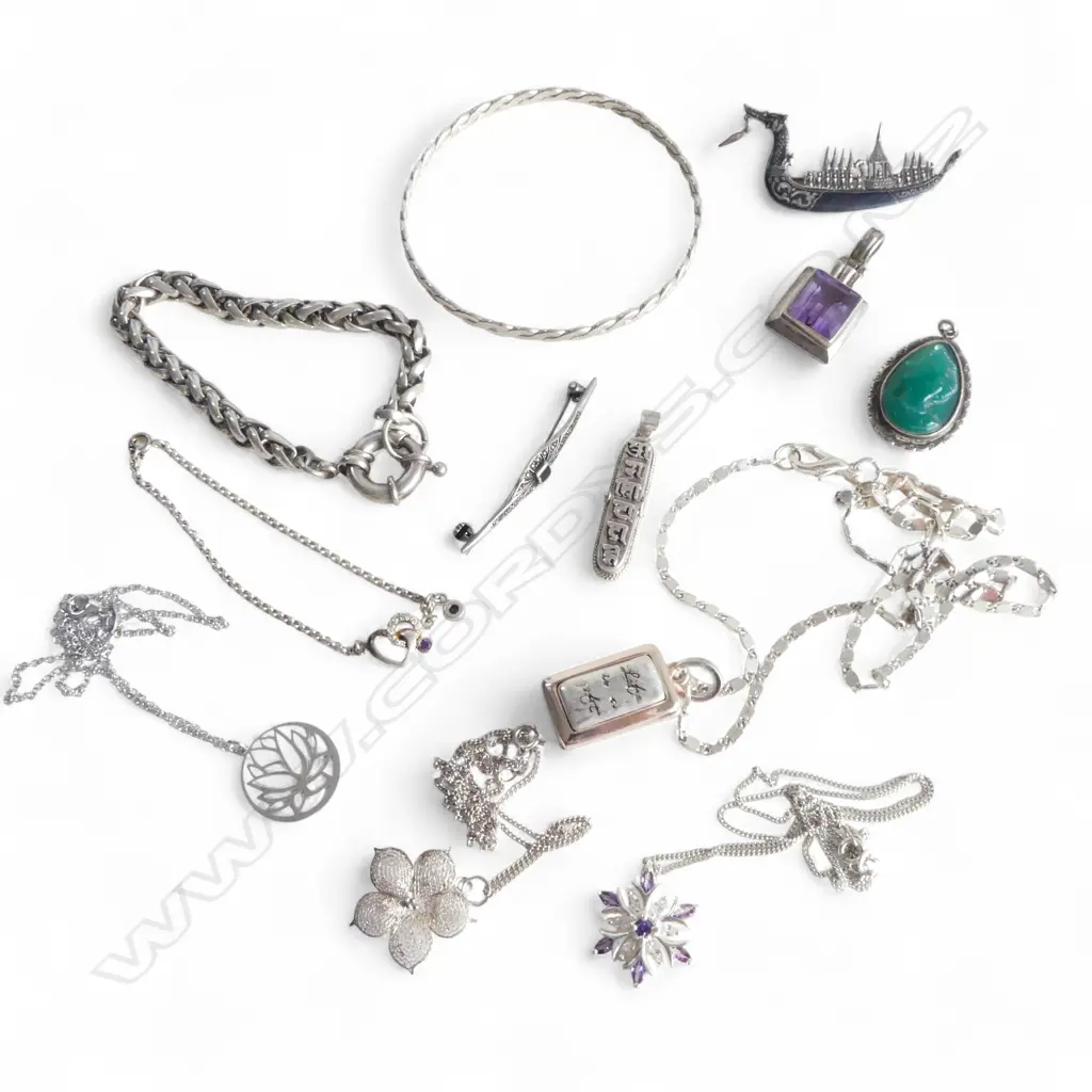 ASST. STG SILVER JEWELLERY Image 1++