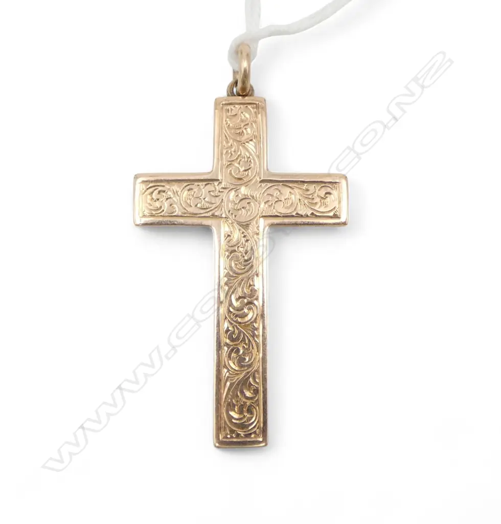 1930's 9ct GOLD ENGRAVED CROSS PENDANT 2gms Image 1++
