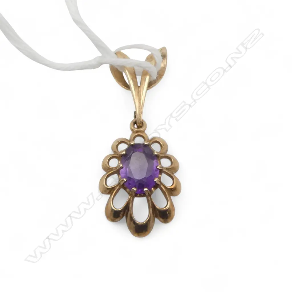9ct AMETHYST DROP PENDANT 2.3gms Image 1++