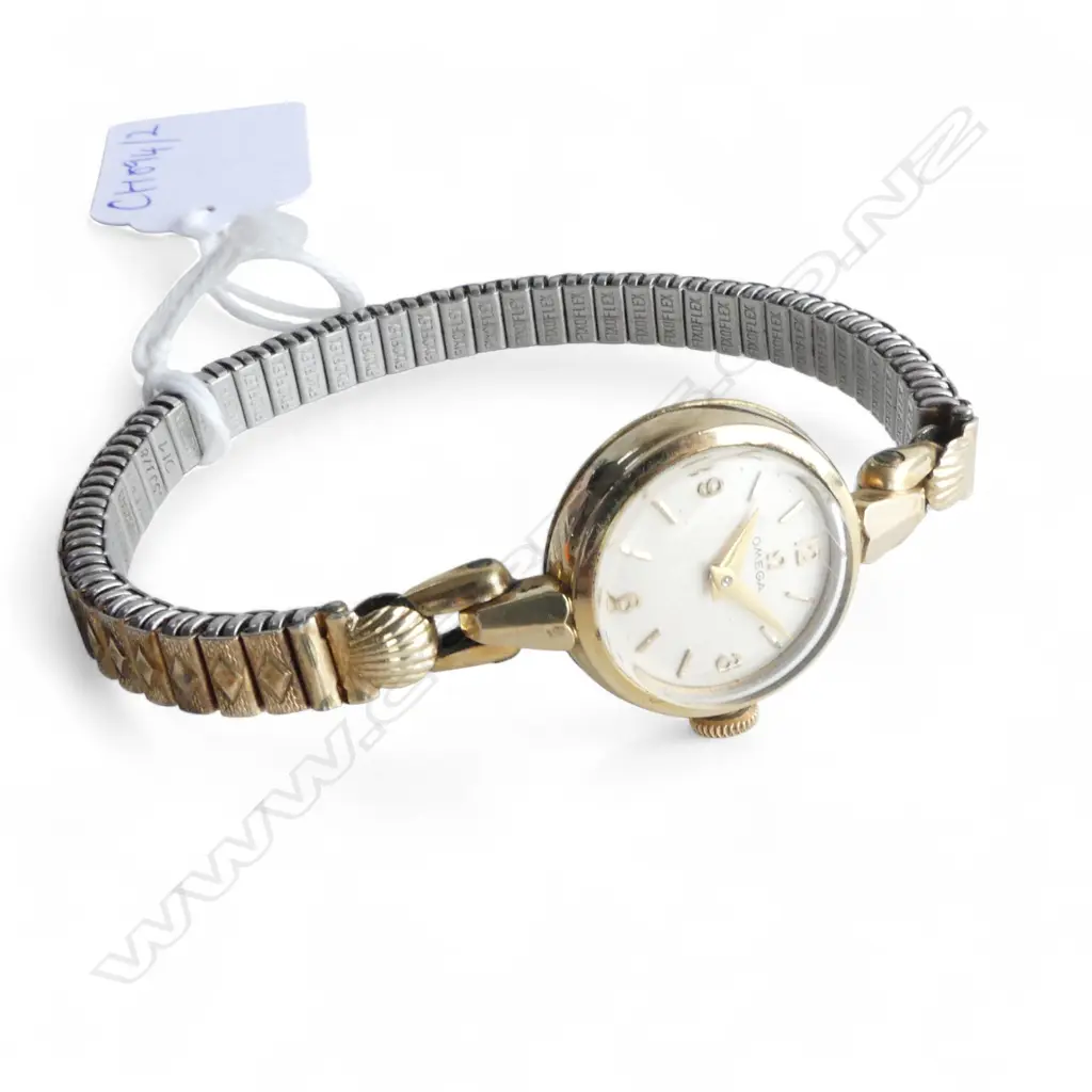 VINTAGE OMEGA LADIES WRIST WATCH Image 1++