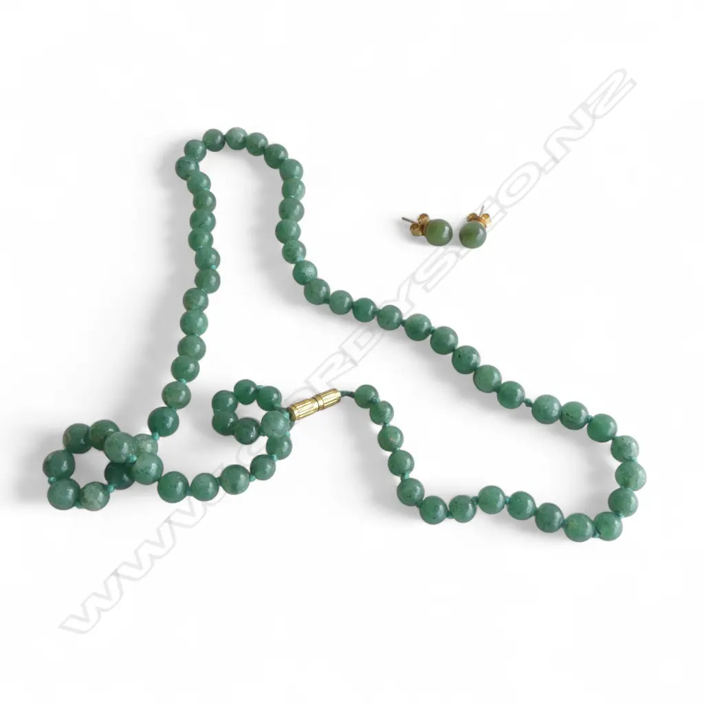 JADE BEAD NECKLACE L.550mm w. MATCHING PR EARRINGS  Image 1++
