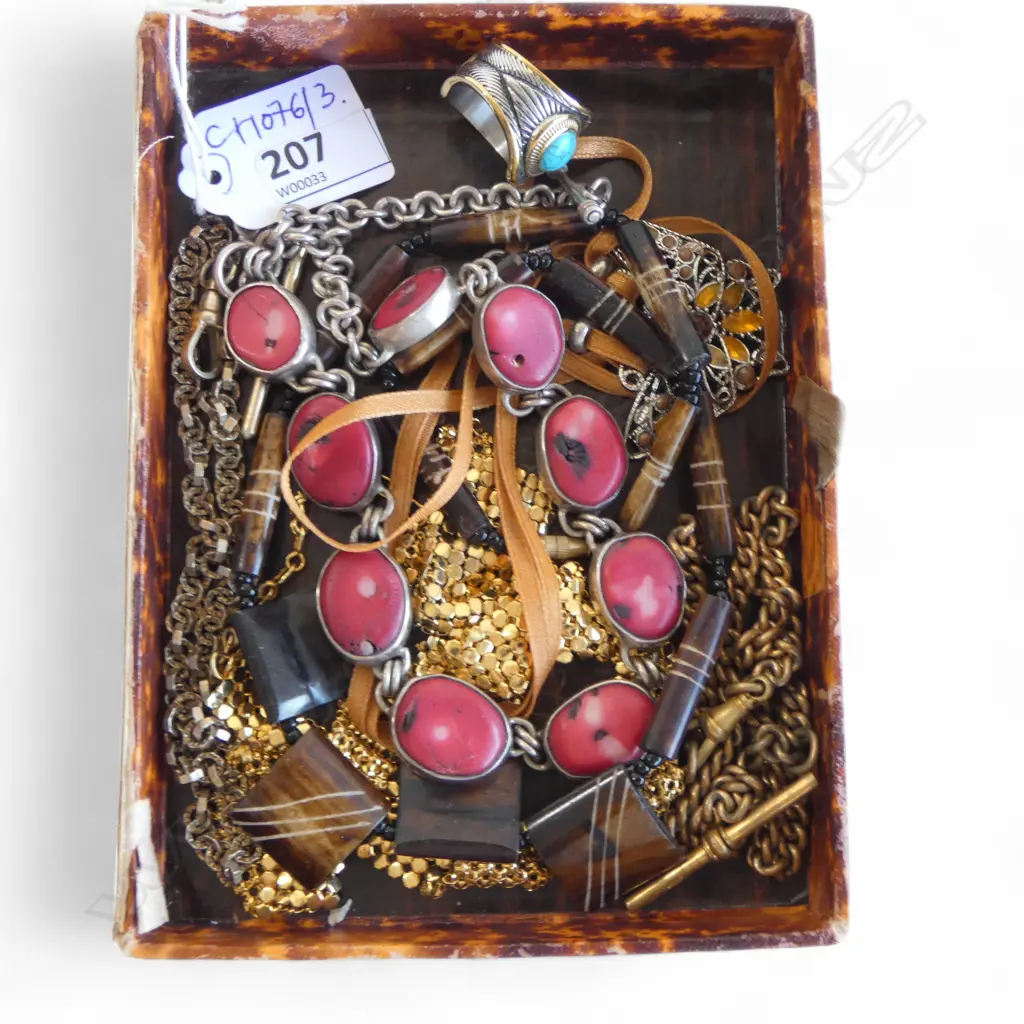 ASST. COSTUME JEWELLERY INCL. 925 SILVER & RED CORAL NECKLACE L.400mm, 925 SILVER NECKLACE AF & BRACELET, 32.9gms Image 1++