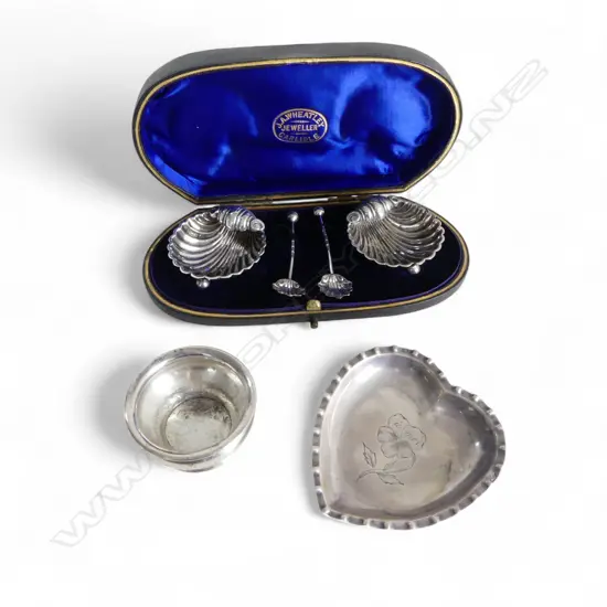 3 PCES STG SILVER; PR SALTS (CASED), 2 DISHES 67gms