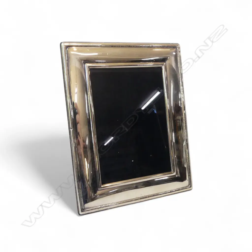 STG SILVER PHOTO FRAME, LONDON 1997 180x140mm Image 1++