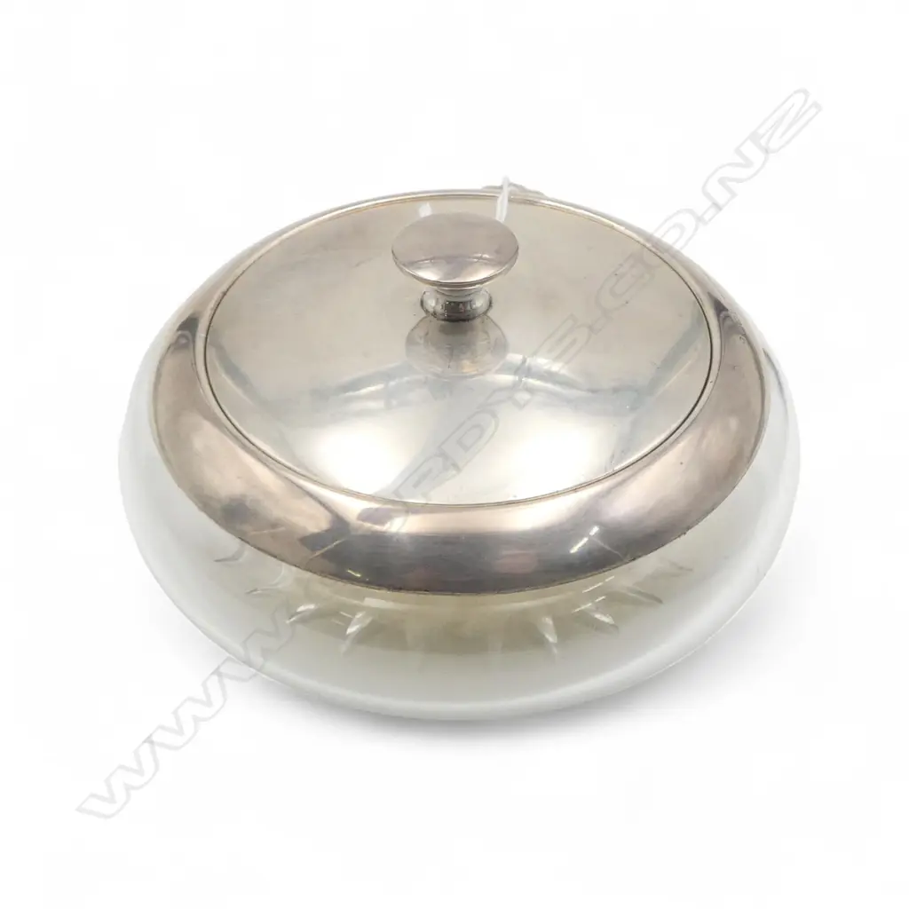 S/SILVER TOPPED DRESSINGTABLE POWDER BOWL  Image 1++