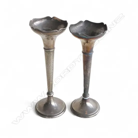 PR EDWARDIAN CHESTER 1908 SILVER TRUMPET VASES plaster filled bases 366gms total. H.195mm