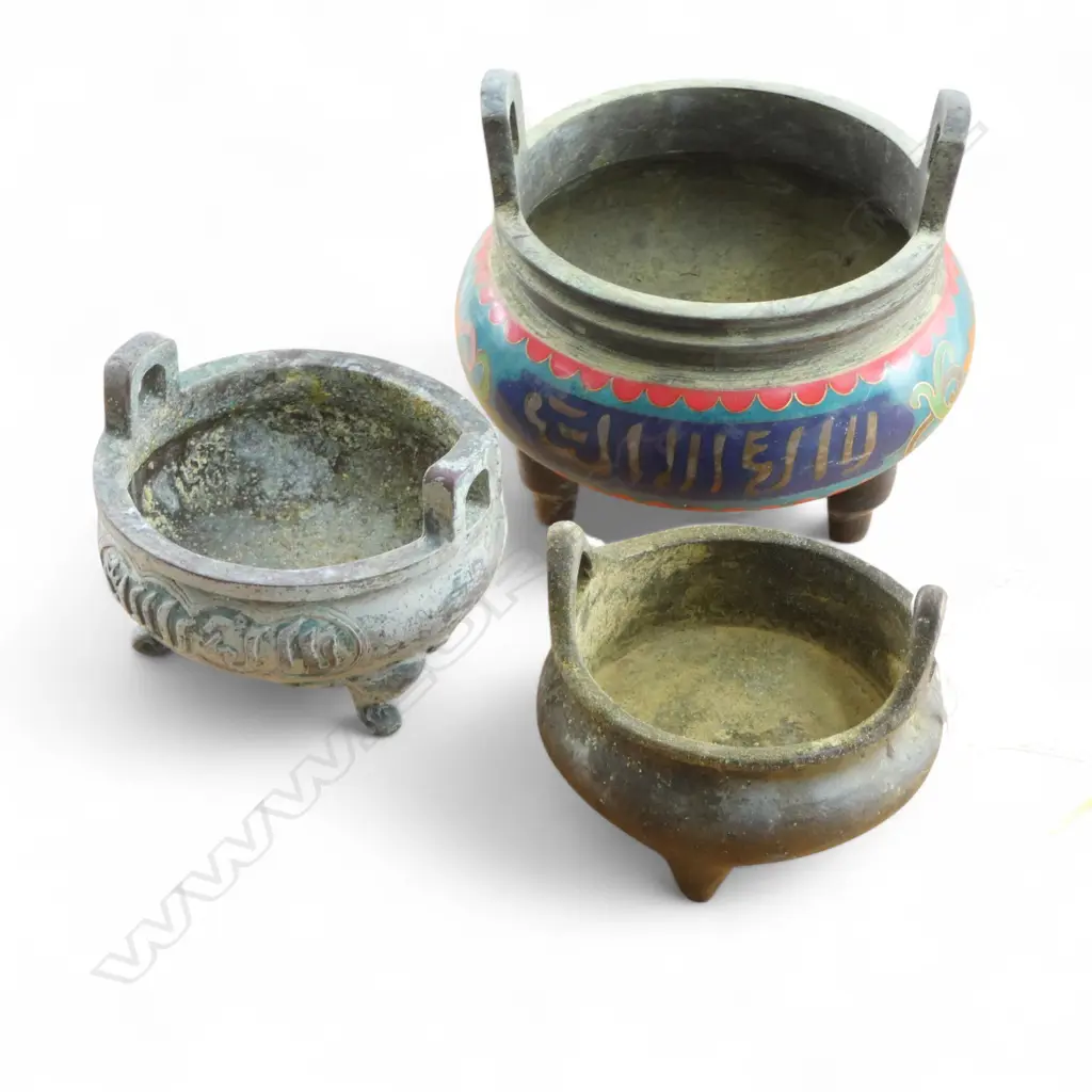 3 ORIENTAL BRONZE INCENSE BURNERS; LARGEST w. CLOISONNE DECORATION 105mm dia Image 1++