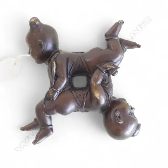 CHINESE BRONZE SCROLL WEIGHT, 2 CHILDREN 180mm dia