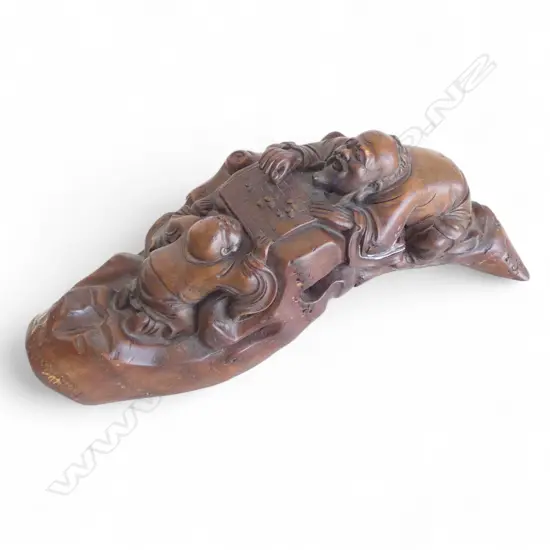 CARVED BAMBOO ROOT; 2 MEN PLAYING CHEQUERS L.360mm