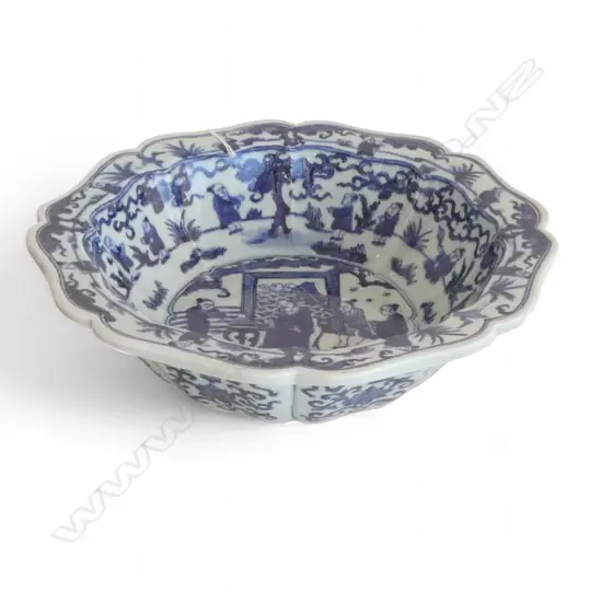 ORIENTAL B/W BOWL, SMALL CHIP TO RIM 330mm dia