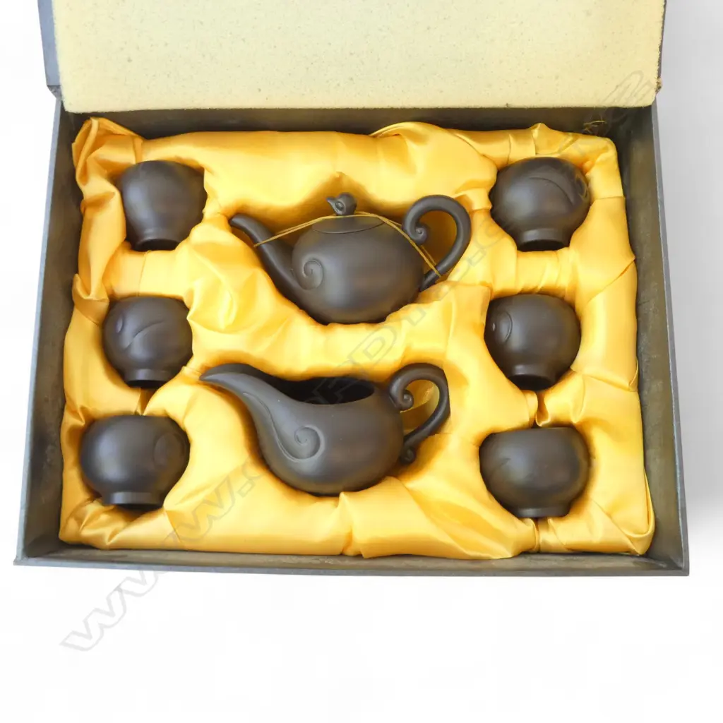 CASED PURPLE ZUN ROCK ORE LONG DE TANG TEA SET Image 1++