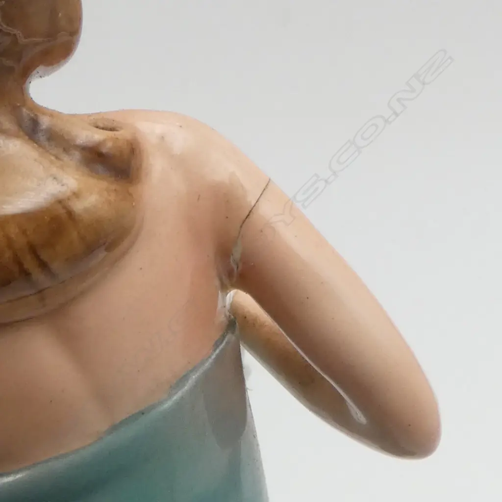 2 KERAMOS ART DECO FIGURES H.255mm small fualts to both Image 1++