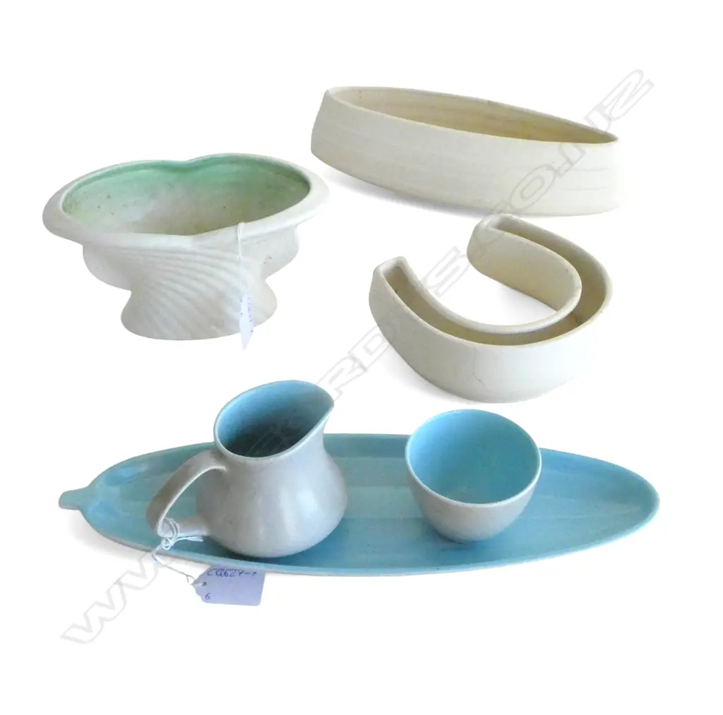 ASST. POOLE, CROWN LYNN CHINA etc Image 1++