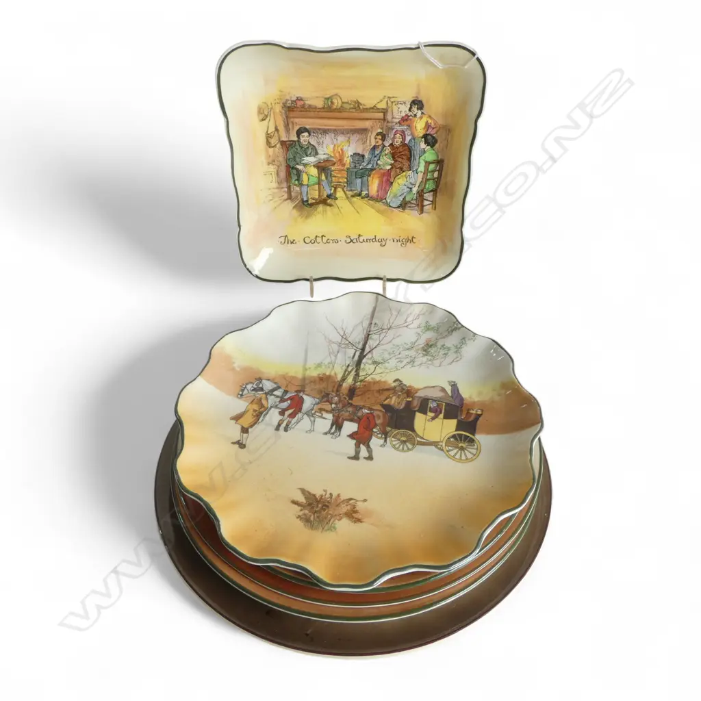 6 ROYAL DOULTON CHARACTER PLATES, Dia.210-260mm Image 1++
