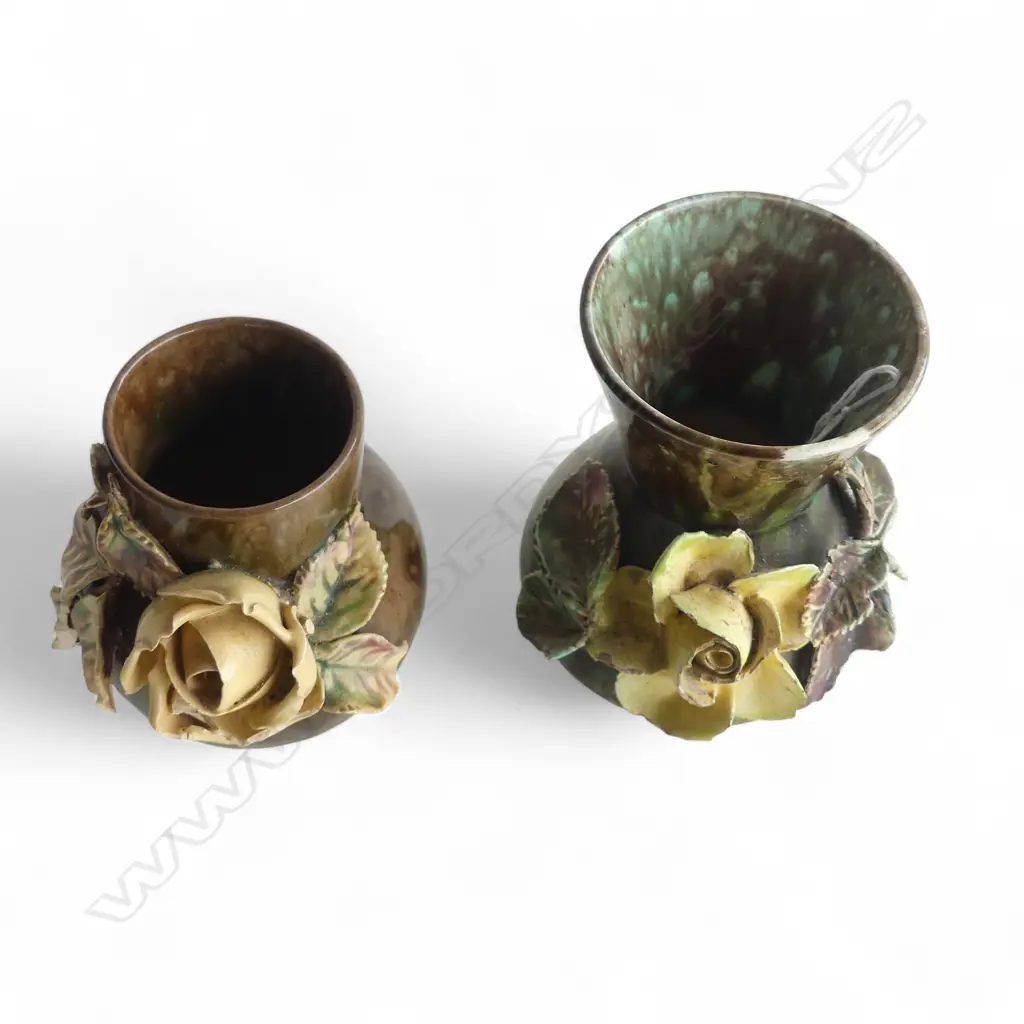 2 MAJOLICA VASES ATTRIBUTED TO MILTON POTTERIES unmarked, some losses H.120 & 100mm Image 1++