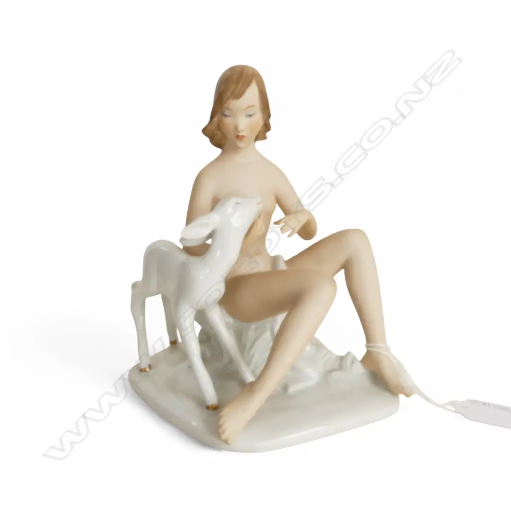GERMAN WALLENDORF NUDE w. FAWN H.170mm Image 1++