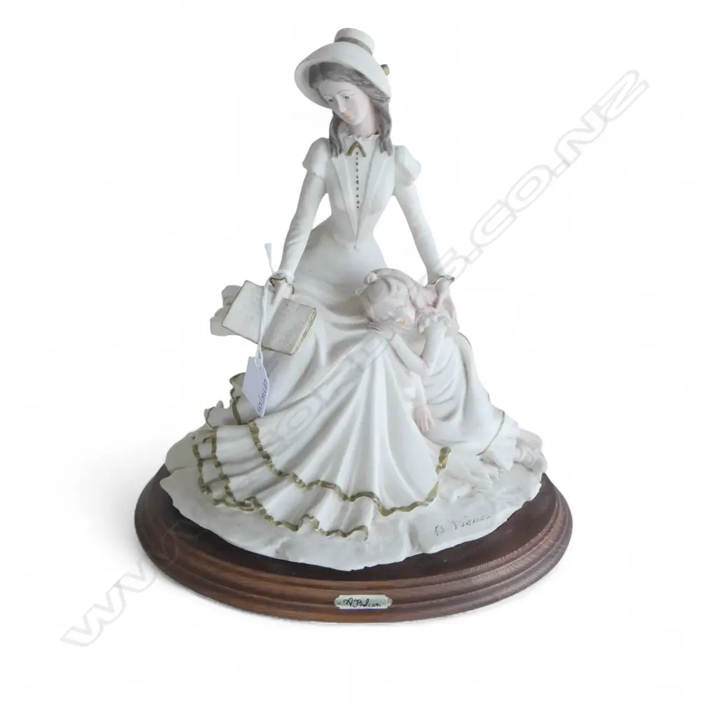 A BELCARI SIGNED FIGURE GROUP MOTHER & CHILD ON WOOD BASE  H320MM Image 1++