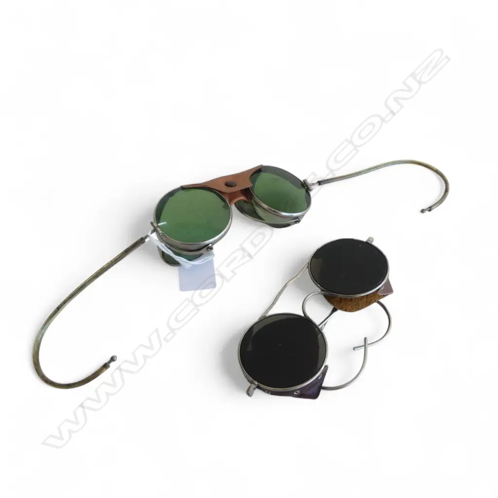 2 VINTAGE AMERICAN SAFETY GOGGLES/GLASSES Image 1++
