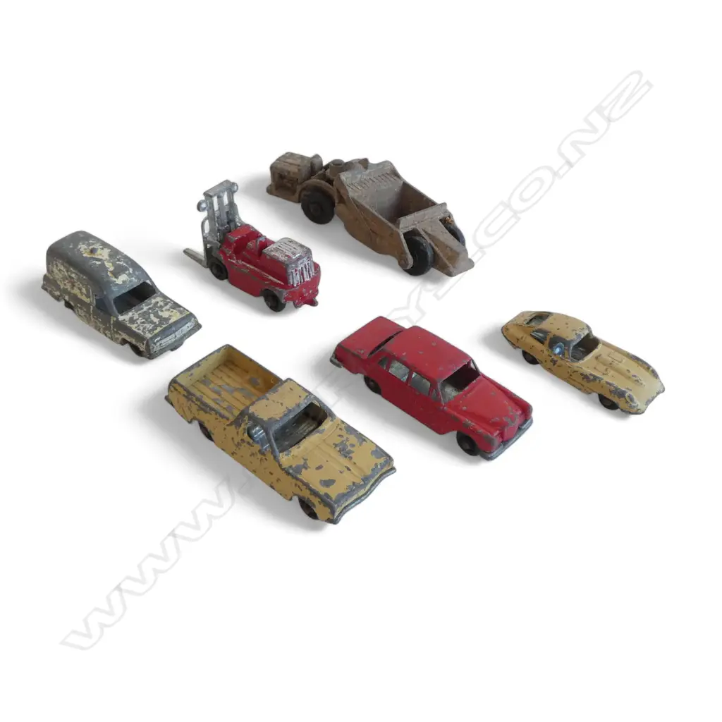 6 VINTAGE FUN HO SMALL SIZE CARS FORKLIFT DIGGER ETC L80MM Image 1++
