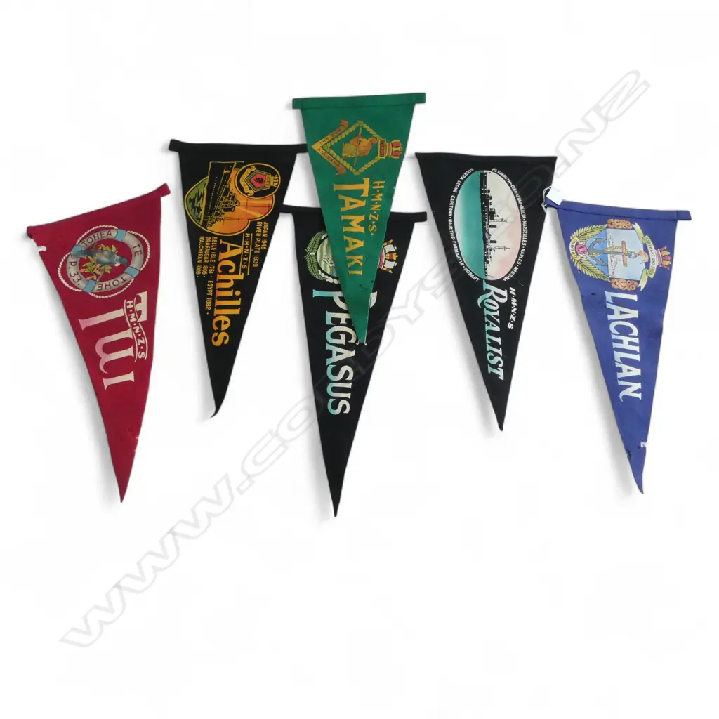 6 VINTAGE FELT NAVAL PENNANTS TAMAKI TUI ETC L460MM Image 1++