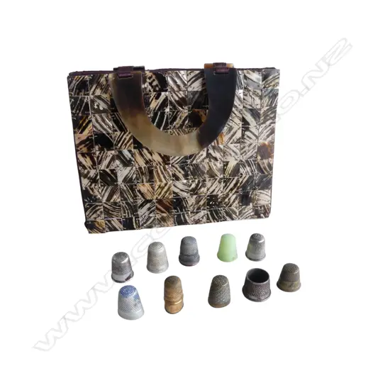ASST. VINTAGE THIMBLES + SHELL/HORN BAG