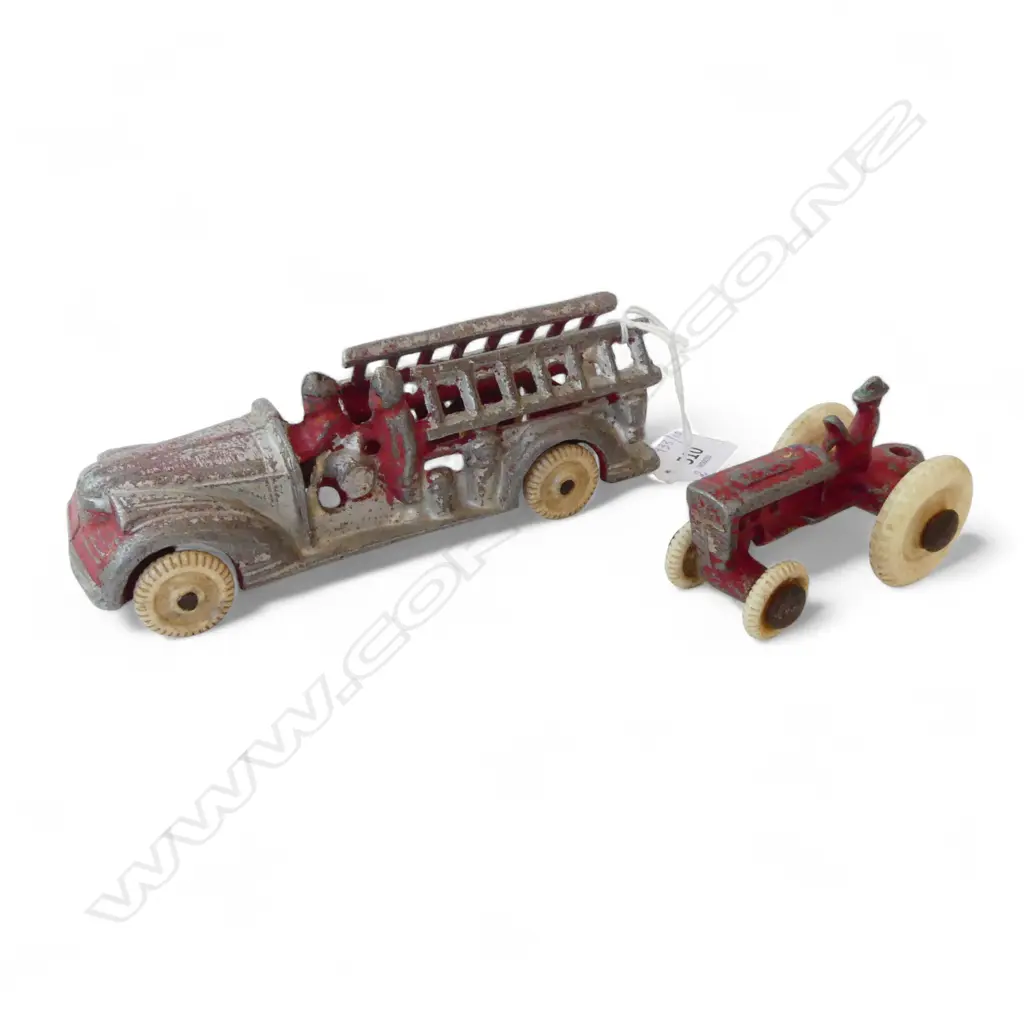 FUN HO! FIXED LADDER FIRE ENGINE 161 & TRACTOR 306B, L.165MM L.80MM  Image 1++