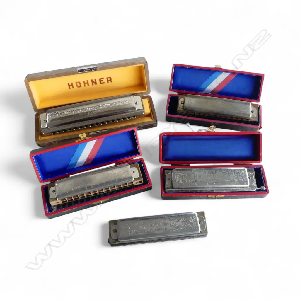 5 HOHNER HARMONICAS, 4 CASED Image 1++