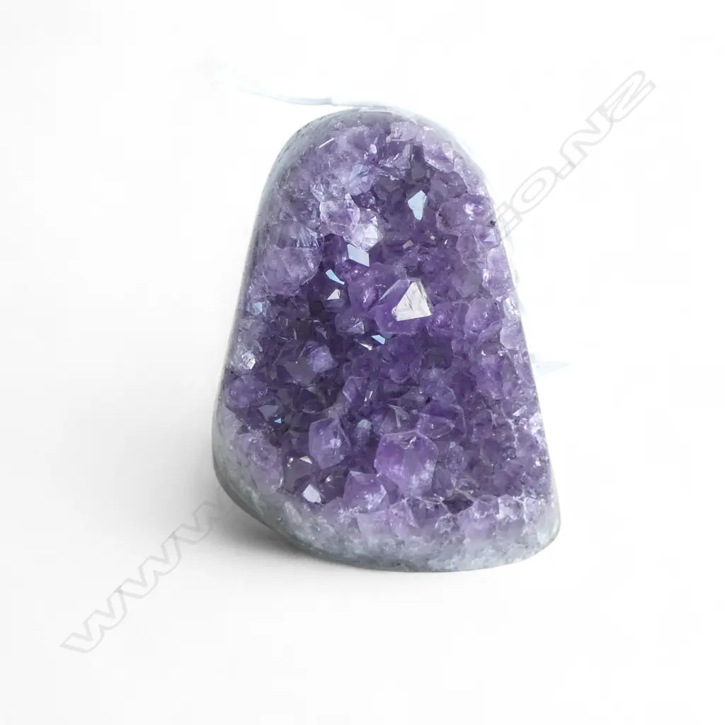 AMETHYST GEODE Image 1++