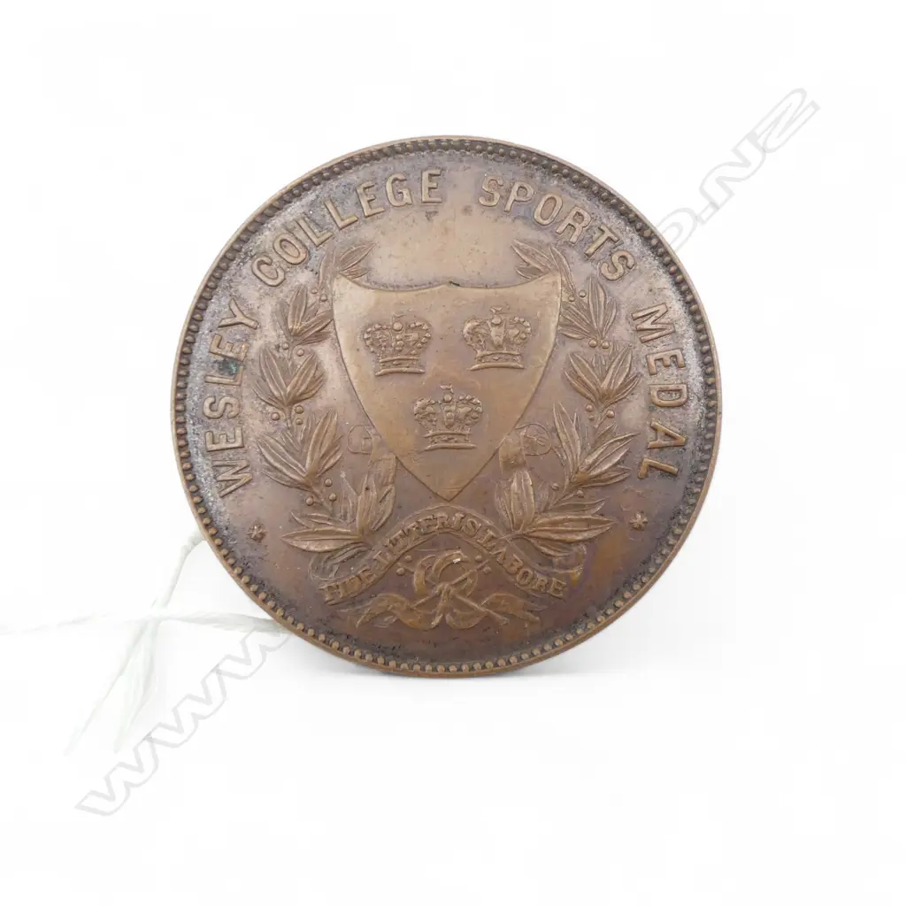 Bronze WESLEY COLLEGE SPORTS MEDAL engraved A. Black Cross Country Jr. Cricket Ball 1938. Dia.50mm Image 1++