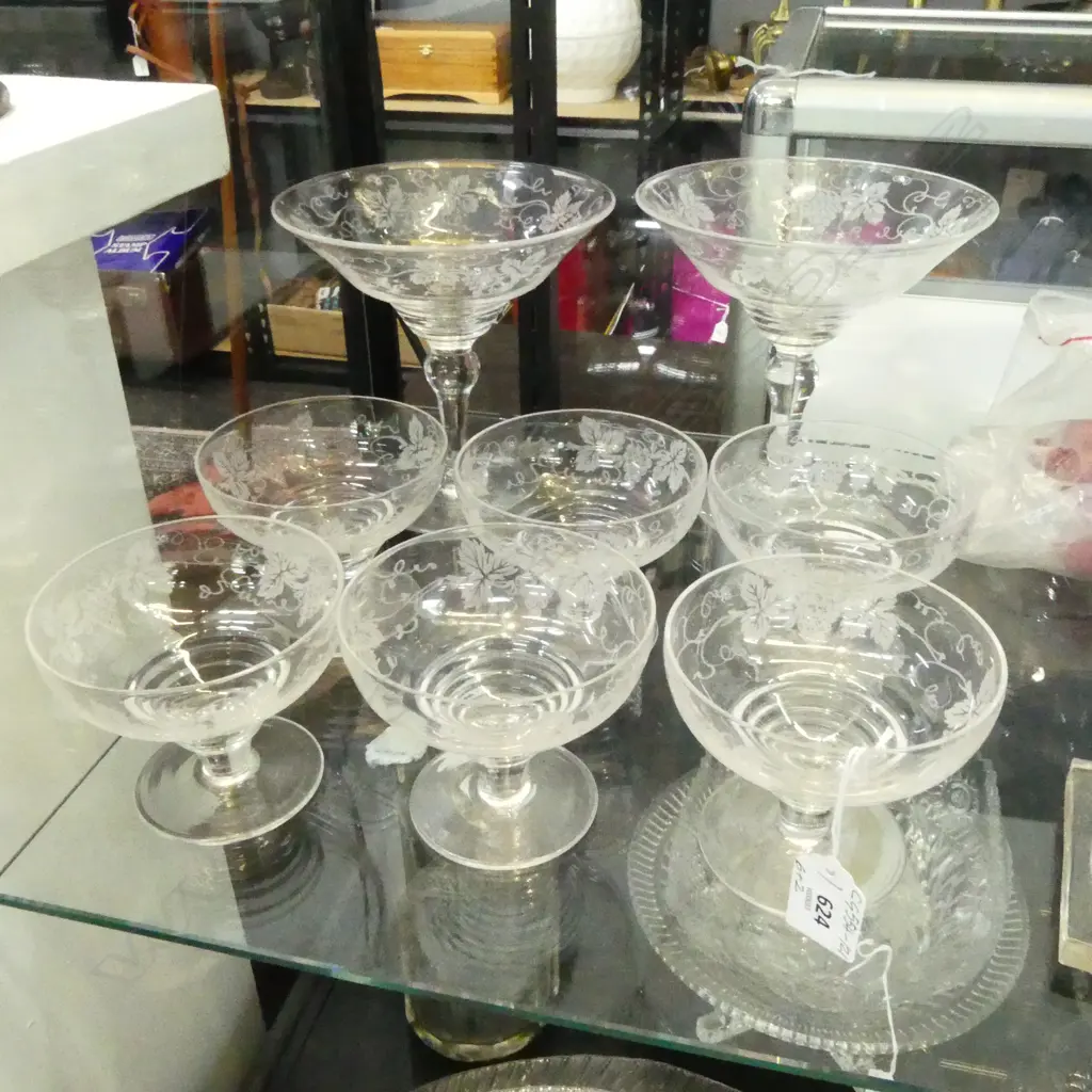 2 STUART CRYSTAL COMPOTES & 6 DESSERT BOWLS Image 1++