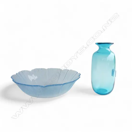 DAVID TRAUB BLUE ART GLASS VASE H.225mm SIGNED & DATED '04 + BOWL 315mm dia