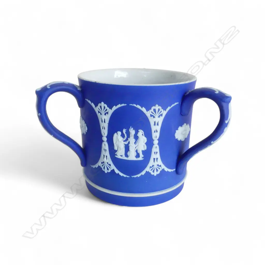 WEDGWOOD JASPERWARE TYG/LOVING CUP Image 1++