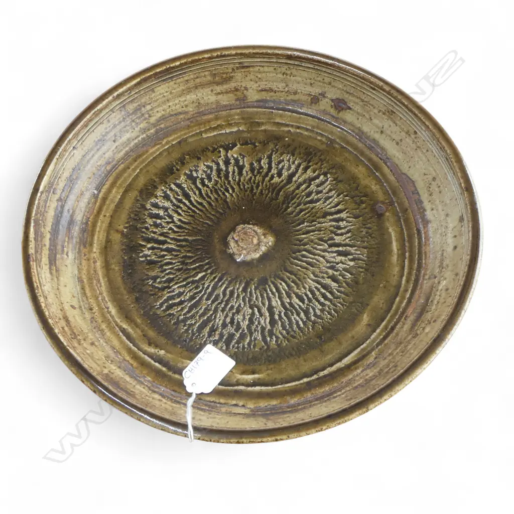 LEN CASTLE (1924-2011) N.Z. STUDIO POTTERY FLAT BOTTOM BOWL olive-green celadon glaze, hairline, Dia.325mm Image 1++