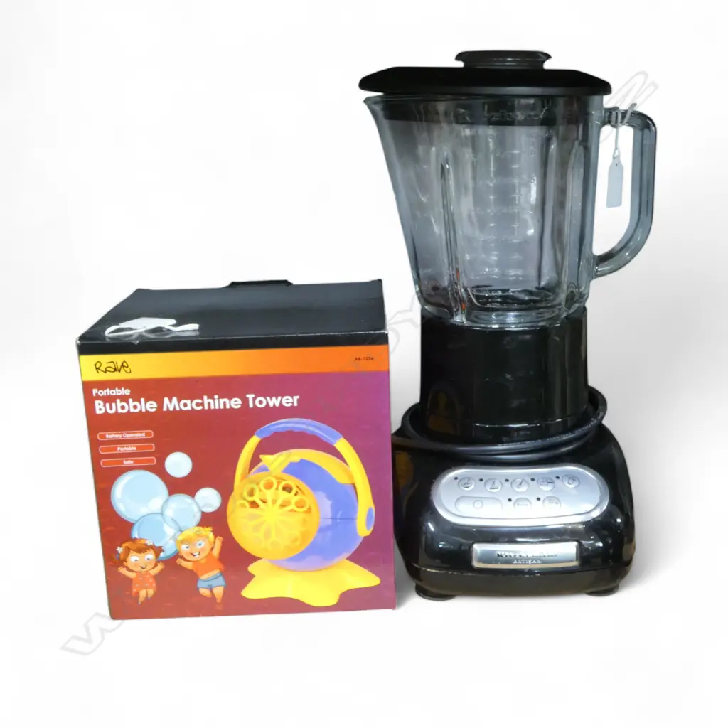 KITCHEN AID BLENDER (WORKING) & A BATTERY OPERATED BUBBLE MACHINE Image 1++