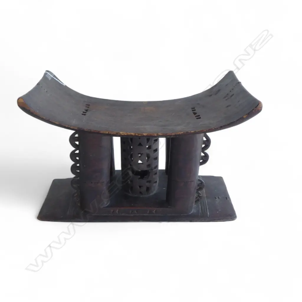 AFRICAN WOODEN STOOL 420x225x270mm Image 1++