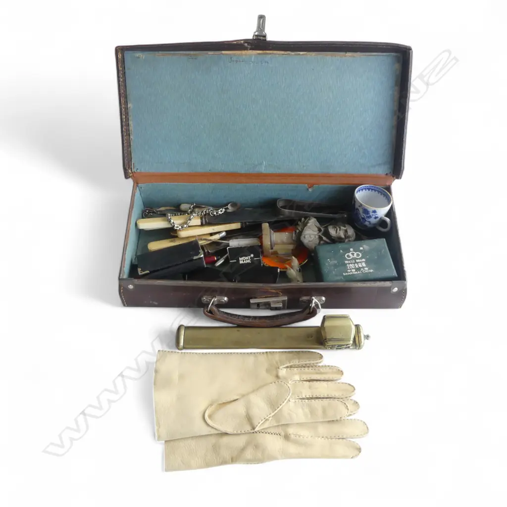 LEATHER CASE w. SPILL MATCH HOLDER, PR GLOVES, SUNGLASSES, STG CUTLERY, B/W CUP, 2 MONT BLANC MEISTERSTUCK PENS AF ETC Image 1++