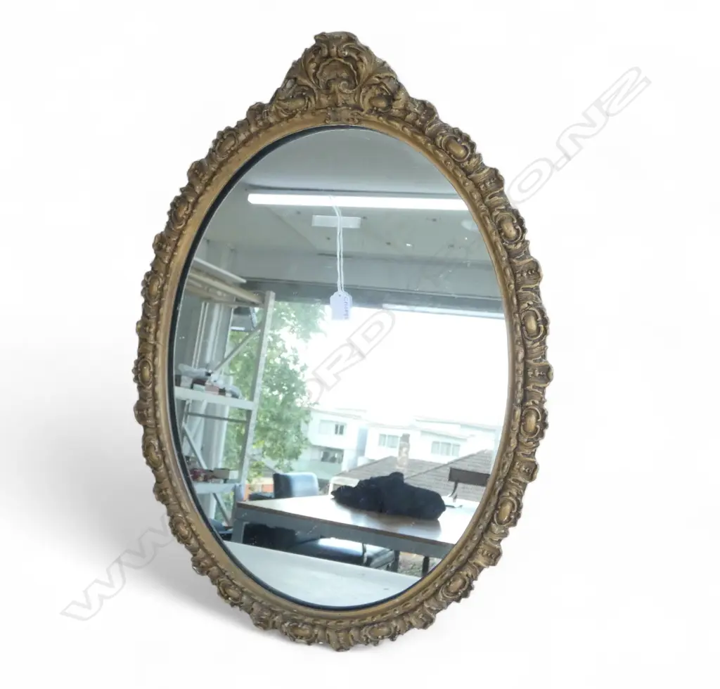 OVAL GILT FRAMED MIRROR 735x535mm faults Image 1++