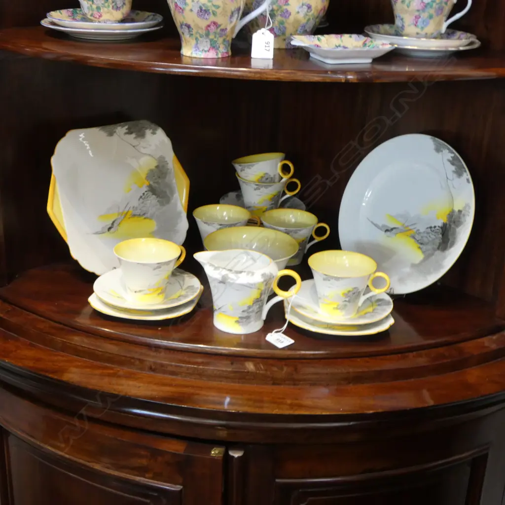 SHELLEY CHINA DECO TEASET 6CSPS CAKE PLATE C/SUGAR YELLOW SWALLOW PAT Image 1++