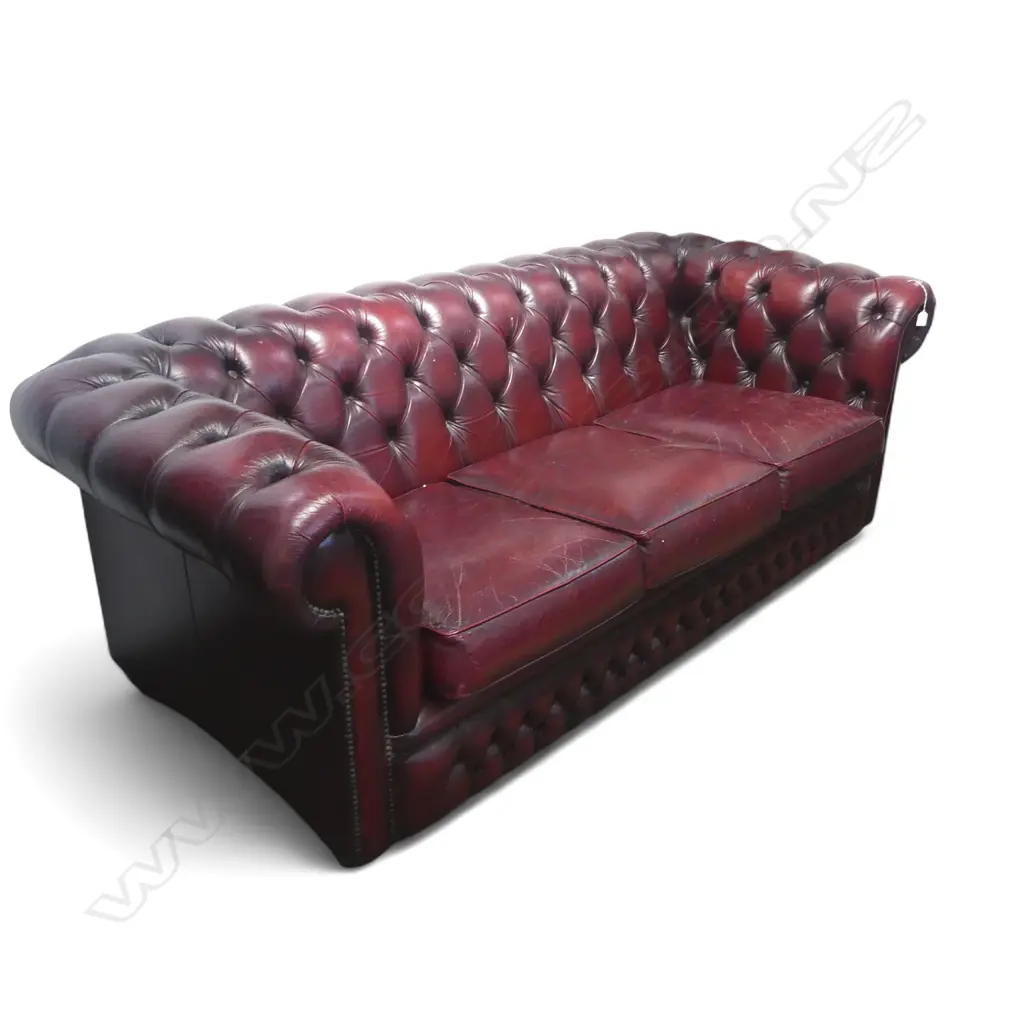 RED LEATHER BUTTON BACK CHESTERFIELD SOFA 2050x900x700mm Image 1++