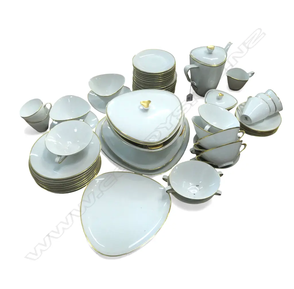 HUTSCHENREUTHER 'DIADEM' DINNER SET Image 1++