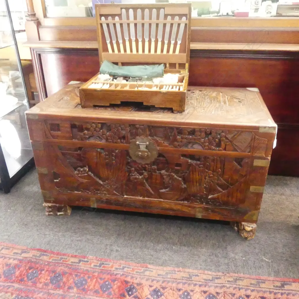 CAMPHOR CHEST 1100x520x555mm Image 1++