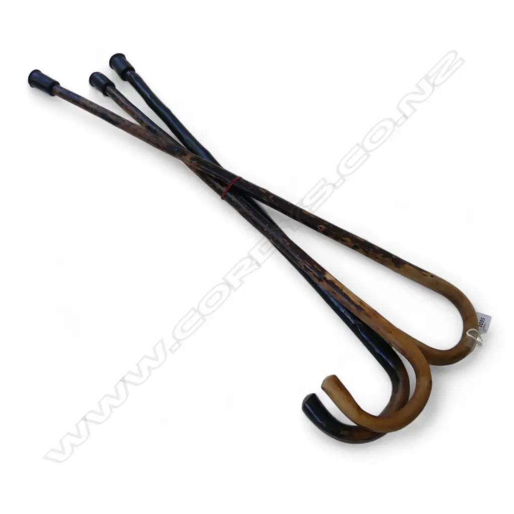 3 VINTAGE WALKING STICKS H.870mm Image 1++