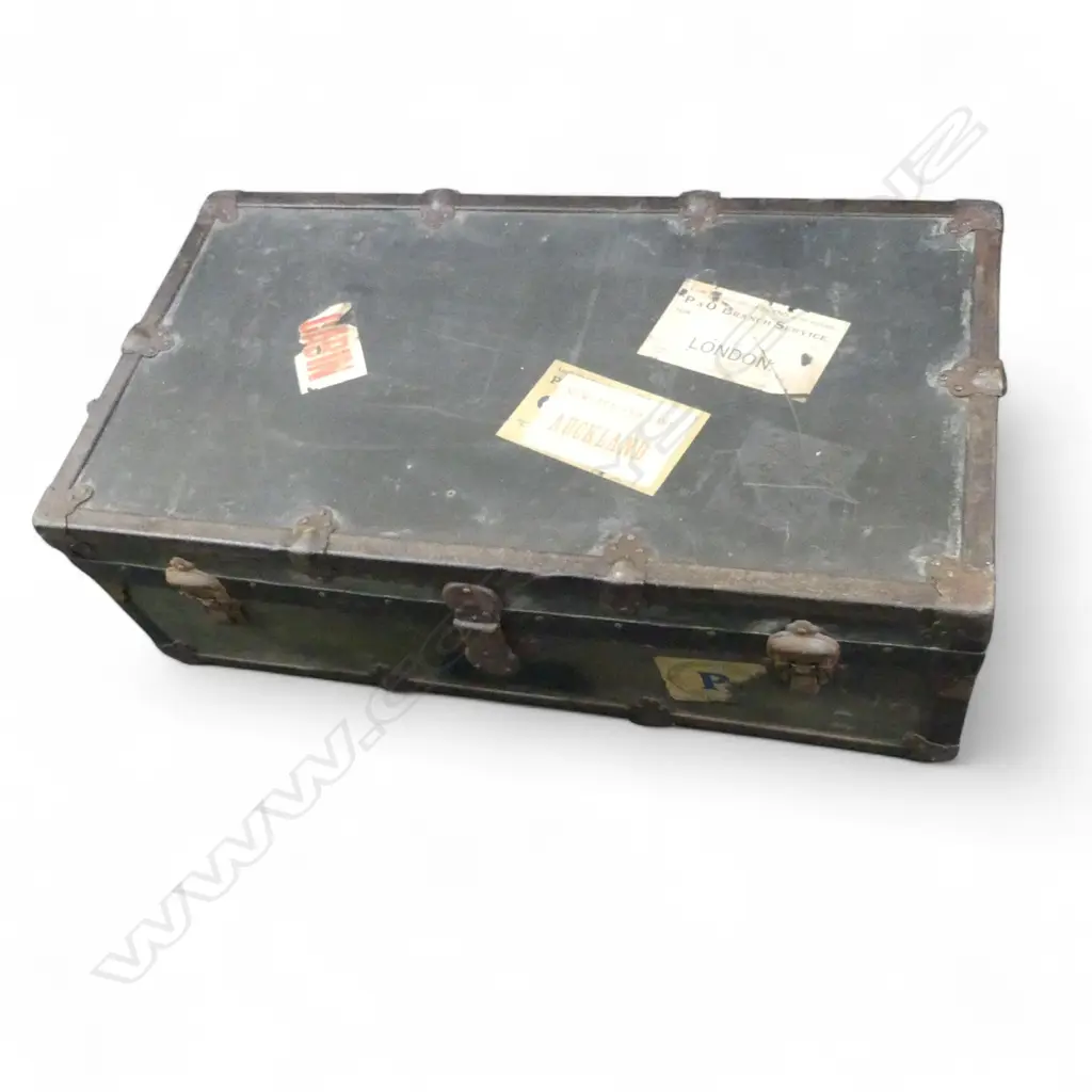 VINTAGE METAL BOUND SHIPPING TRUNK GOOD SHIPPING LALES H300 L920MM Image 1++
