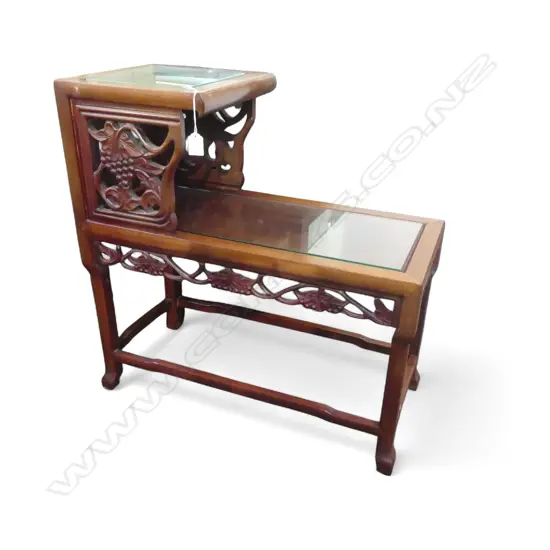 ORIENTAL SIDE TABLE W.660mm