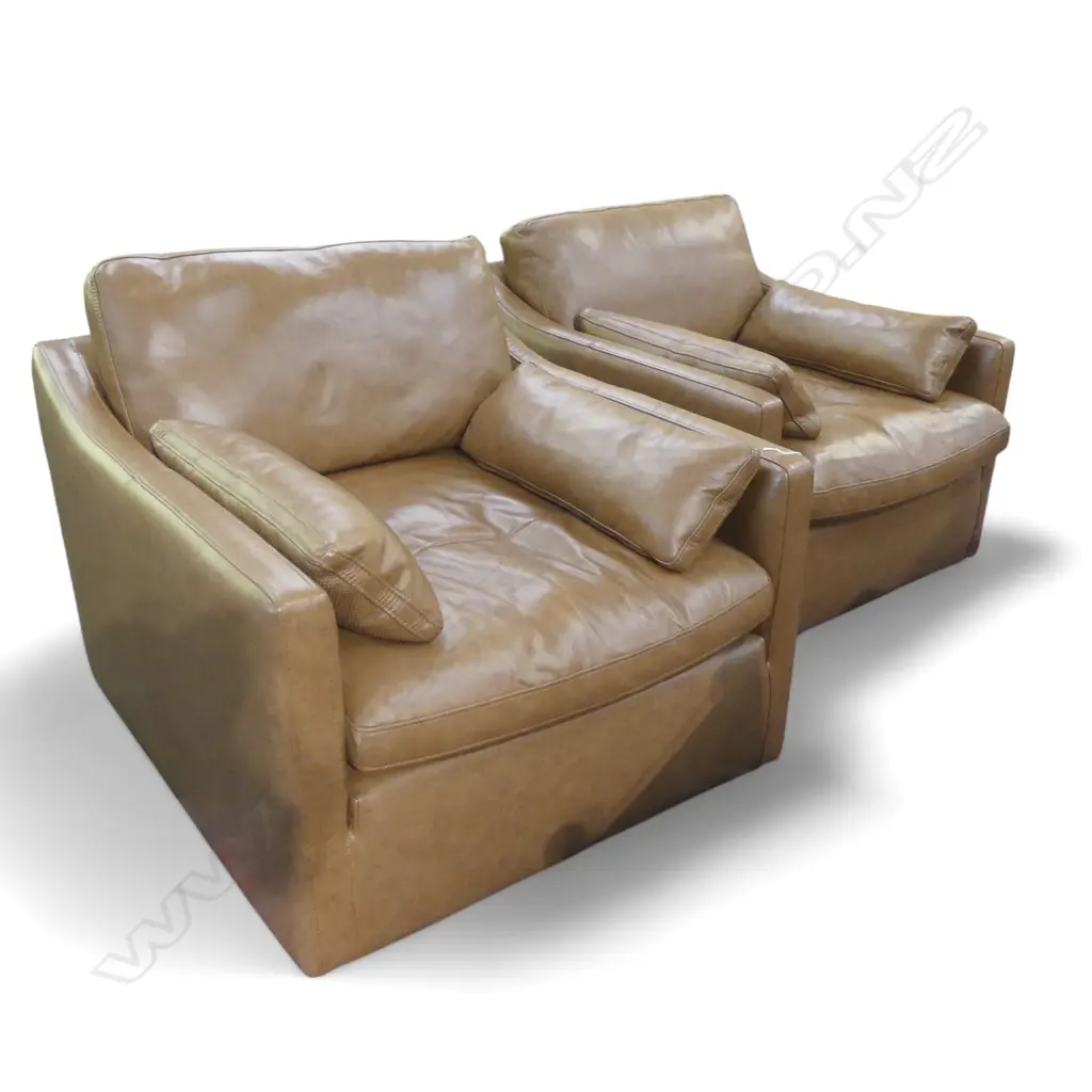 PR MODERN TAN LEATHER ARMCHAIRS 920x1100x850mm AS NEW Image 1++
